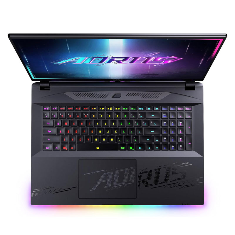 PC PORTABLE GIGABYTE AORUS MASTER 18 U9-275HX 32GB 1To SSD RTX5090 24G 18" Win11 PRO